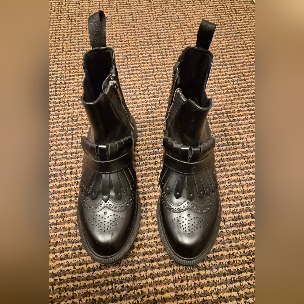 Dr Marten Tina Smooth Boots